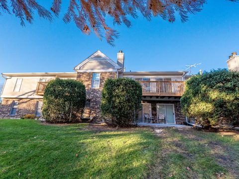 Tiny photo for 804 Chasefield Lane #3, Crystal Lake, IL 60014 (MLS # 12516023)