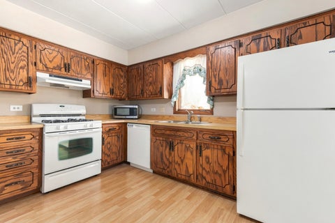 Tiny photo for 15651 Garden View Court #2D, Orland Park, IL 60462 (MLS # 12781476)