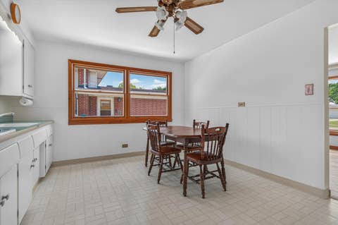 Tiny photo for 137 W Glengate Avenue, Chicago Heights, IL 60411 (MLS # 12719608)