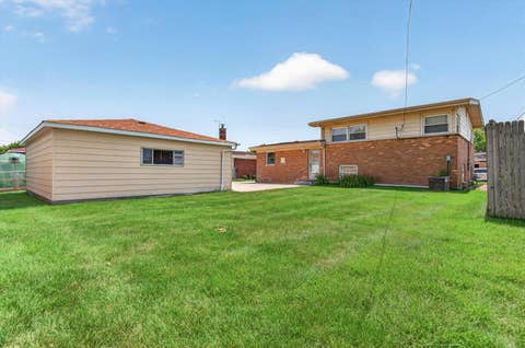 Tiny photo for 137 W Glengate Avenue, Chicago Heights, IL 60411 (MLS # 12719608)