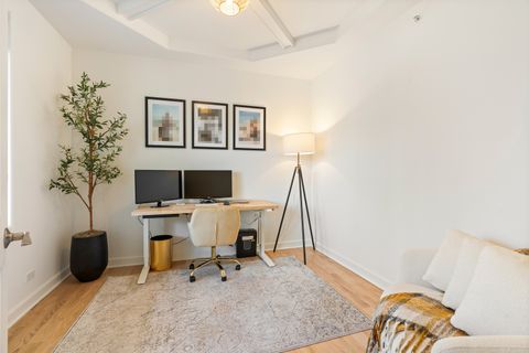 Tiny photo for 449 E Rockland Road, Libertyville, IL 60048 (MLS # 12604843)