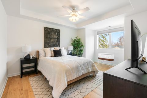 Tiny photo for 449 E Rockland Road, Libertyville, IL 60048 (MLS # 12604843)