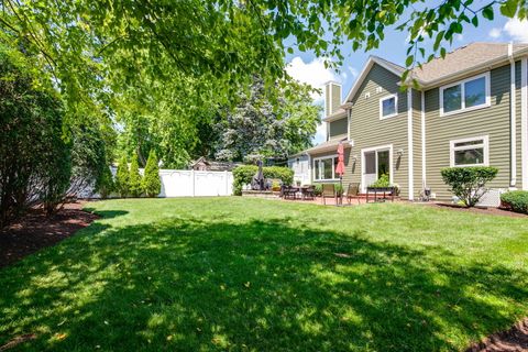 Tiny photo for 449 E Rockland Road, Libertyville, IL 60048 (MLS # 12604843)