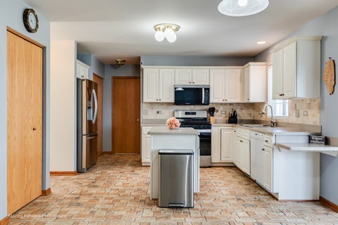 Tiny photo for 354 Settler Road, DeKalb, IL 60115 (MLS # 12738184)