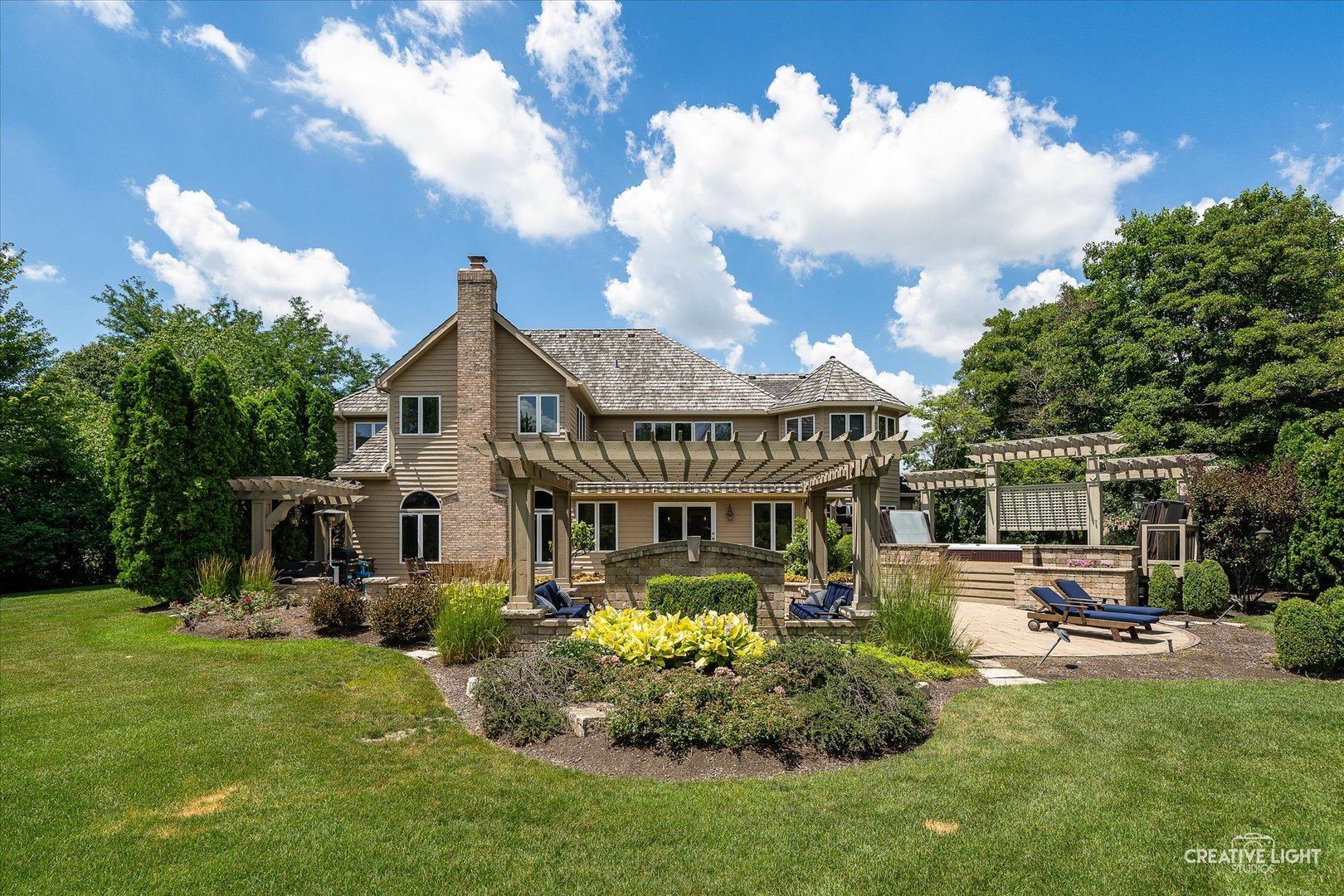4211 Legend Court
