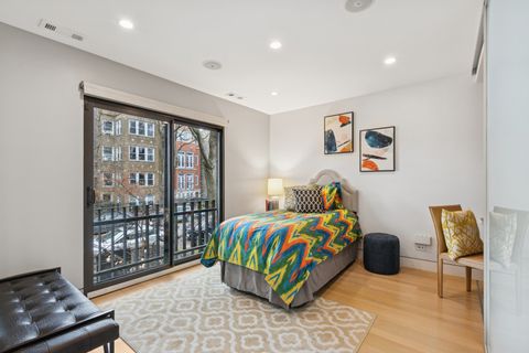 Tiny photo for 820 W Wolfram Street #F, Chicago, IL 60657 (MLS # 12515122)