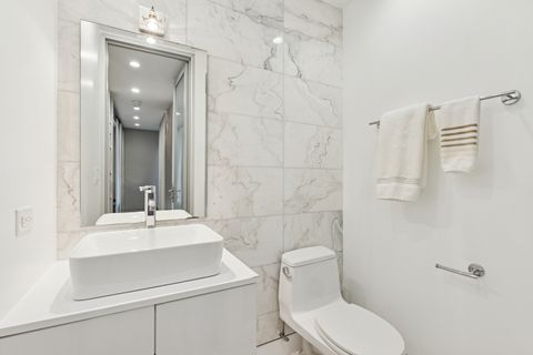 Tiny photo for 820 W Wolfram Street #F, Chicago, IL 60657 (MLS # 12515122)