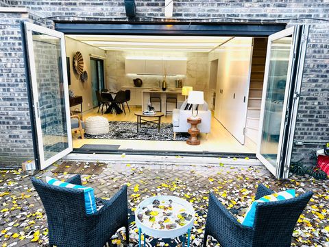 Tiny photo for 820 W Wolfram Street #F, Chicago, IL 60657 (MLS # 12515122)