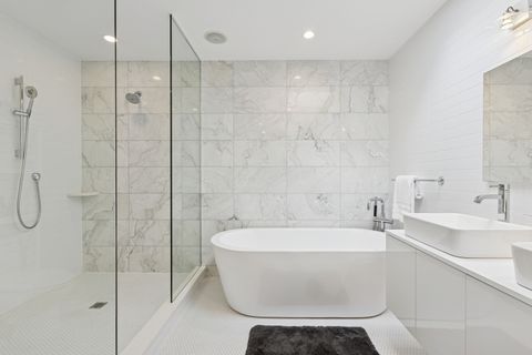 Tiny photo for 820 W Wolfram Street #F, Chicago, IL 60657 (MLS # 12515122)