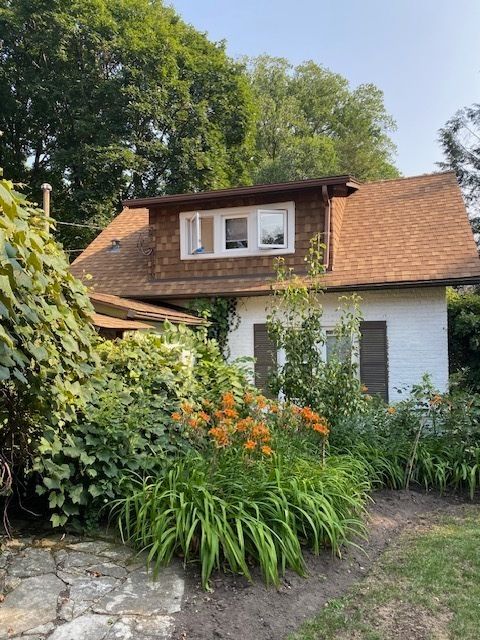 2423 1/2 Birchwood Lane Wilmette IL 60091