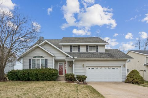 Photo of 3222 Tower Court, Clinton, IA 52732 (MLS # 12590739)