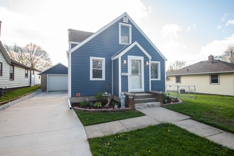 Tiny photo for 813 S Jefferson Avenue, Dixon, IL 61021 (MLS # 12624018)