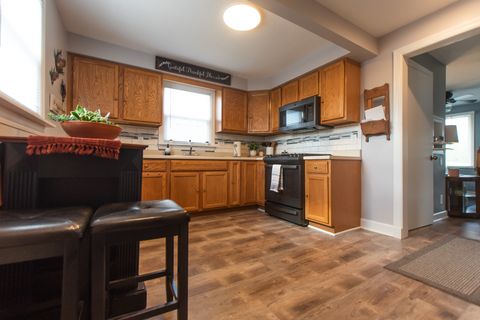 Tiny photo for 813 S Jefferson Avenue, Dixon, IL 61021 (MLS # 12624018)