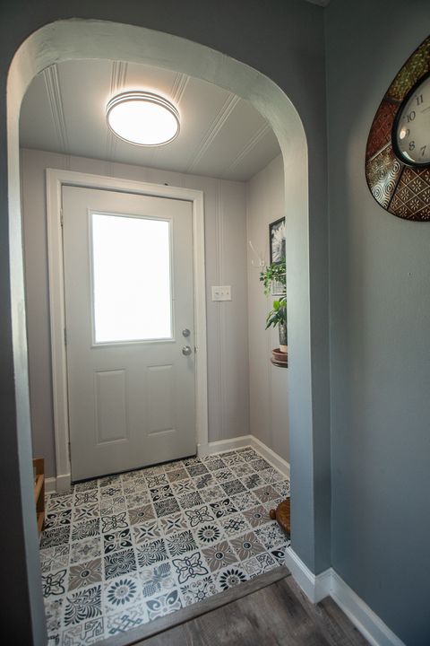 Tiny photo for 813 S Jefferson Avenue, Dixon, IL 61021 (MLS # 12624018)