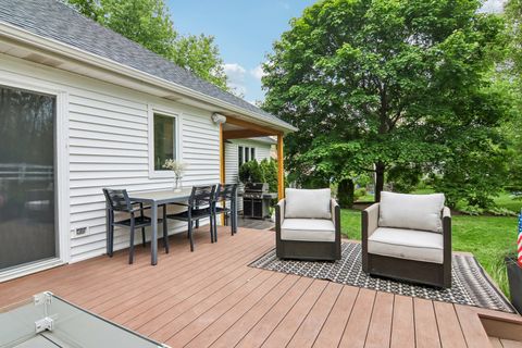 Tiny photo for 5N780 Kingswood Drive, St. Charles, IL 60175 (MLS # 12643144)