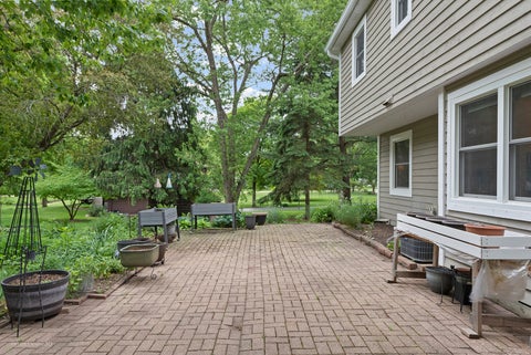 Tiny photo for 1966 Bob O Link Lane, Libertyville, IL 60048 (MLS # 12610567)