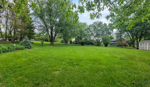 Tiny photo for 1966 Bob O Link Lane, Libertyville, IL 60048 (MLS # 12610567)