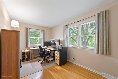 Tiny photo for 1966 Bob O Link Lane, Libertyville, IL 60048 (MLS # 12610567)