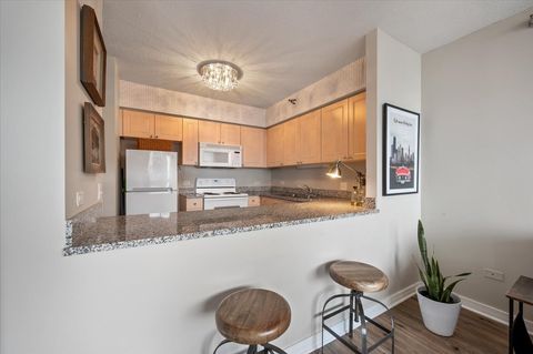 Tiny photo for 512 N MCCLURG Court #4103, Chicago, IL 60611 (MLS # 12608017)