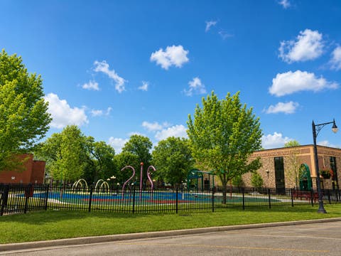Tiny photo for 7630 W 66th Street, Bedford Park, IL 60501 (MLS # 12657205)