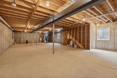 Tiny photo for 7630 W 66th Street, Bedford Park, IL 60501 (MLS # 12657205)
