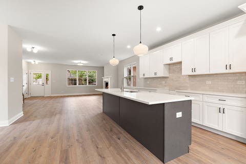 Tiny photo for 7630 W 66th Street, Bedford Park, IL 60501 (MLS # 12657205)