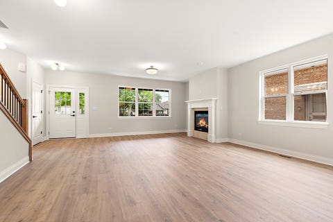 Tiny photo for 7630 W 66th Street, Bedford Park, IL 60501 (MLS # 12657205)