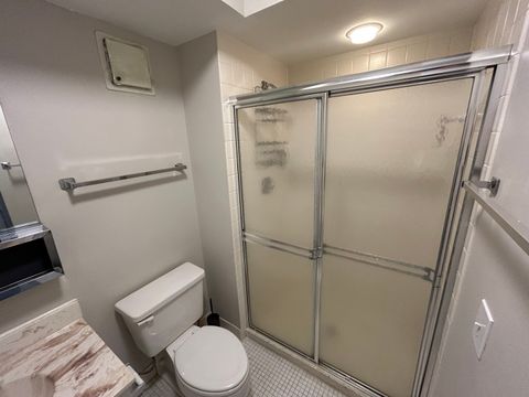 Tiny photo for 9731 N Fox Glen Drive #5C, Niles, IL 60714 (MLS # 12552928)