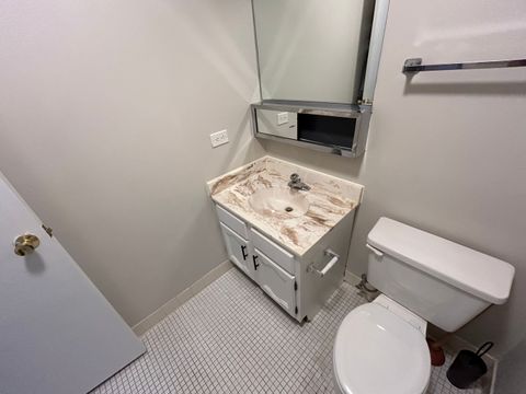 Tiny photo for 9731 N Fox Glen Drive #5C, Niles, IL 60714 (MLS # 12552928)