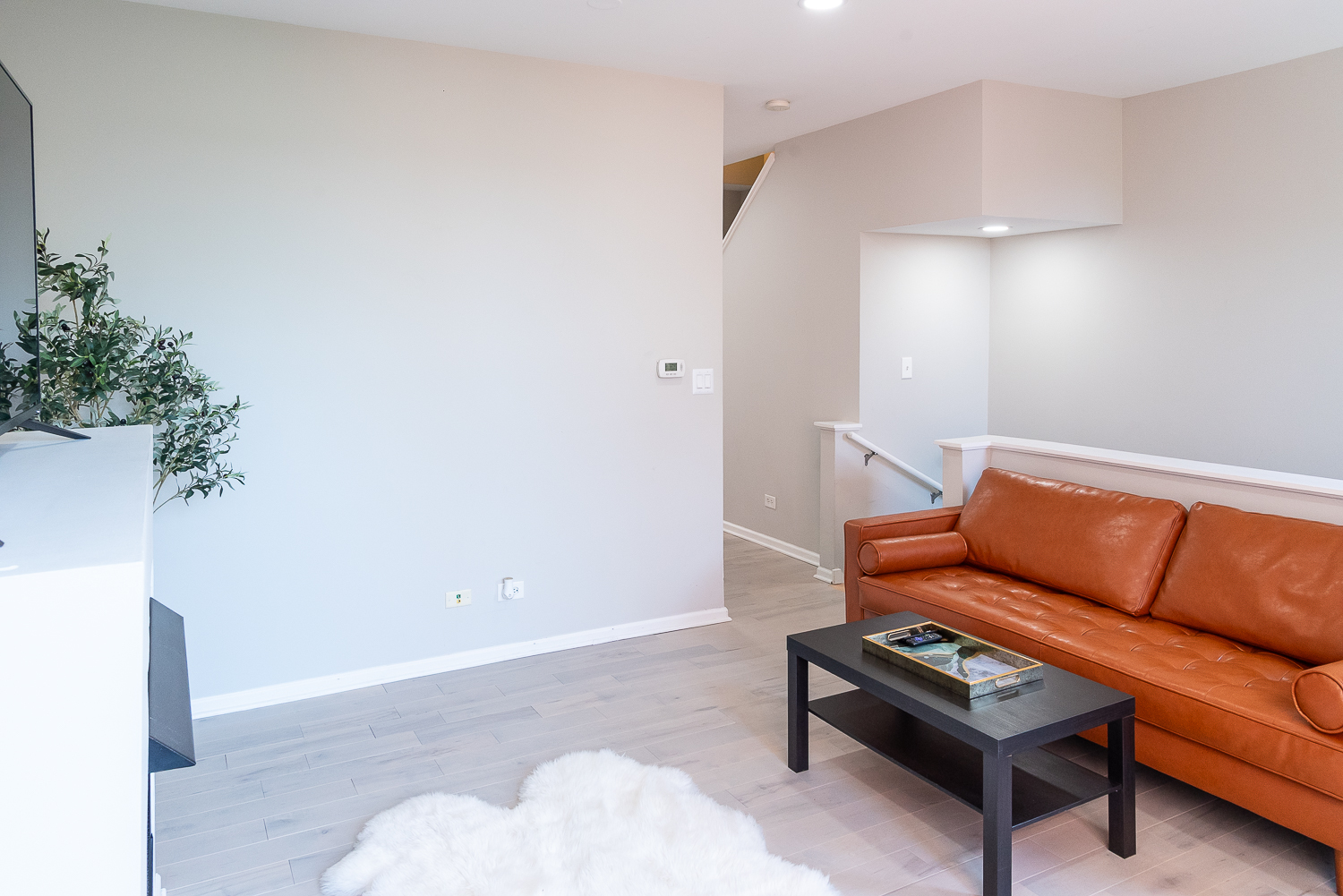 706 W Evergreen Avenue