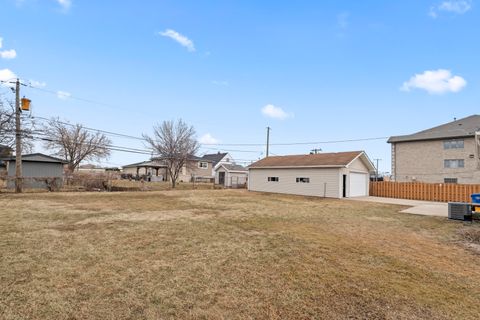 Tiny photo for 8026 W 84th Place, Justice, IL 60458 (MLS # 12580120)