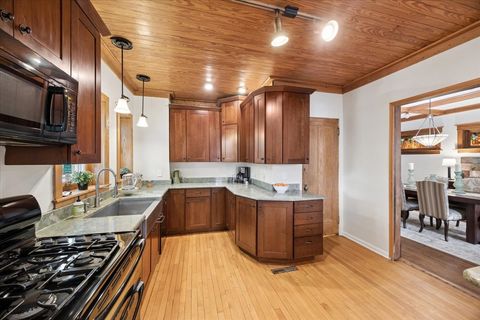 Tiny photo for 601 S Kenilworth Avenue, Oak Park, IL 60304 (MLS # 12627966)