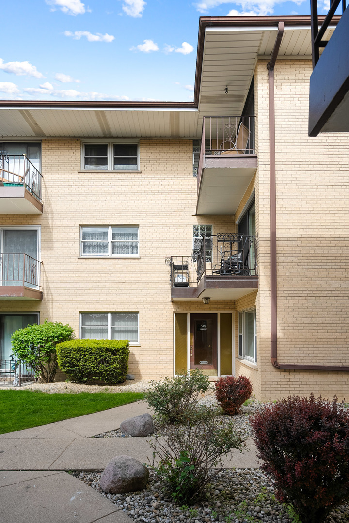 5326 W Windsor Avenue 3F