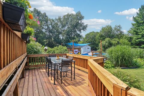 Tiny photo for 26225 W Merton Road, Barrington, IL 60010 (MLS # 12625896)