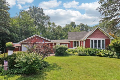 Photo of 26225 W Merton Road, Barrington, IL 60010 (MLS # 12625896)