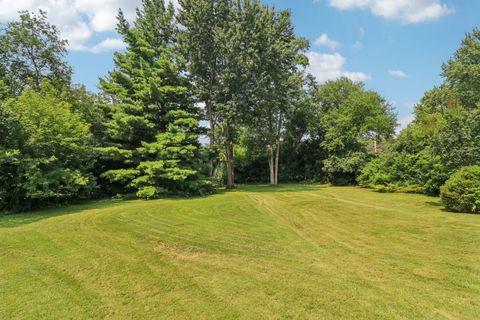 Tiny photo for 26225 W Merton Road, Barrington, IL 60010 (MLS # 12625896)