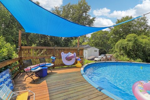 Tiny photo for 26225 W Merton Road, Barrington, IL 60010 (MLS # 12625896)