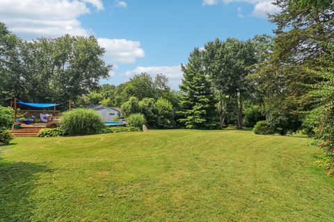 Tiny photo for 26225 W Merton Road, Barrington, IL 60010 (MLS # 12625896)