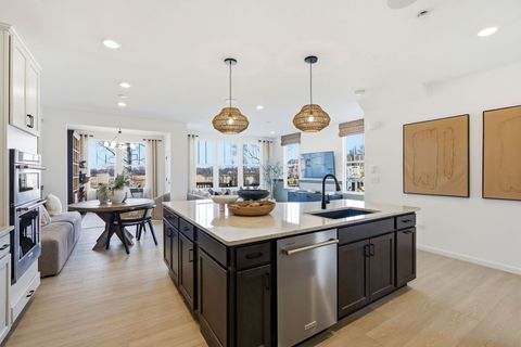 Tiny photo for 929 Preserve Court #02005, Aurora, IL 60502 (MLS # 12583813)