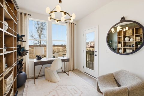 Tiny photo for 929 Preserve Court #02005, Aurora, IL 60502 (MLS # 12583813)