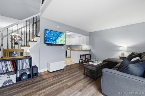 Tiny photo for 1345 Queensgreen Circle, Naperville, IL 60563 (MLS # 12591401)