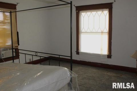 Tiny photo for 714 S MAIN Street, Kewanee, IL 61443 (MLS # QC4268076)