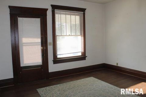 Tiny photo for 714 S MAIN Street, Kewanee, IL 61443 (MLS # QC4268076)