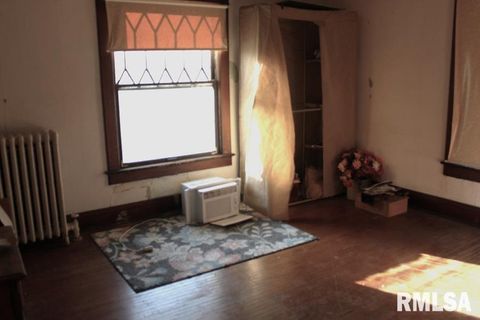 Tiny photo for 714 S MAIN Street, Kewanee, IL 61443 (MLS # QC4268076)