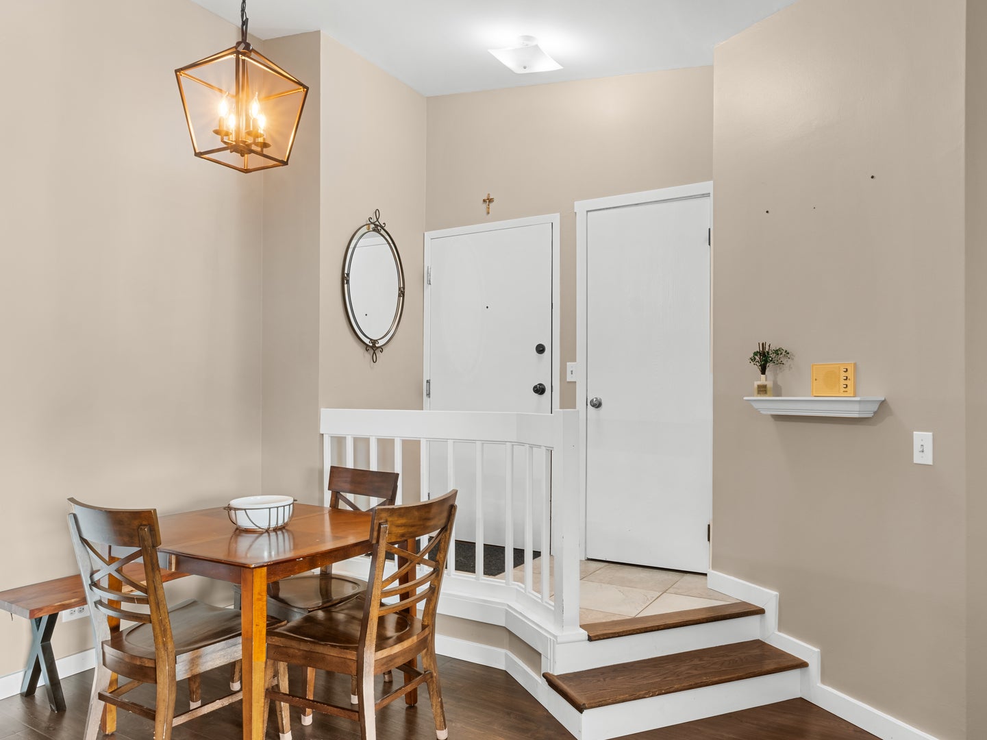 1565 Raymond Drive 203