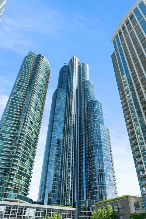 1211 S Prairie Avenue 5400 Chicago IL 60605