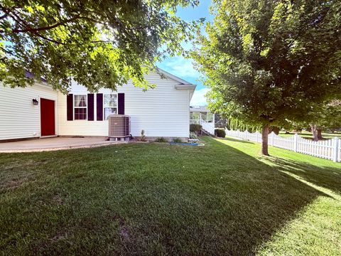 Tiny photo for 1606 E Marc Trail, Urbana, IL 61802 (MLS # 12441635)