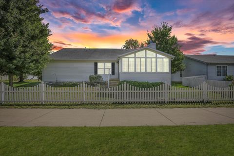 Tiny photo for 1606 E Marc Trail, Urbana, IL 61802 (MLS # 12441635)