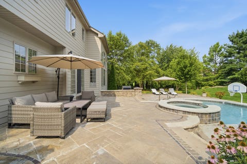 Tiny photo for 3818 Grand View Court, St. Charles, IL 60175 (MLS # 12729723)