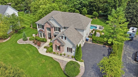 Tiny photo for 3818 Grand View Court, St. Charles, IL 60175 (MLS # 12729723)